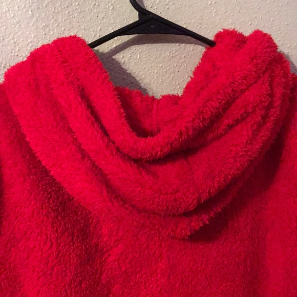 Sweater - Picture 6 of 6